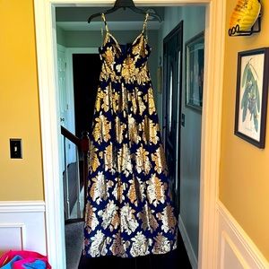 GORGEOUS modest prom dress! Navy and gold floral